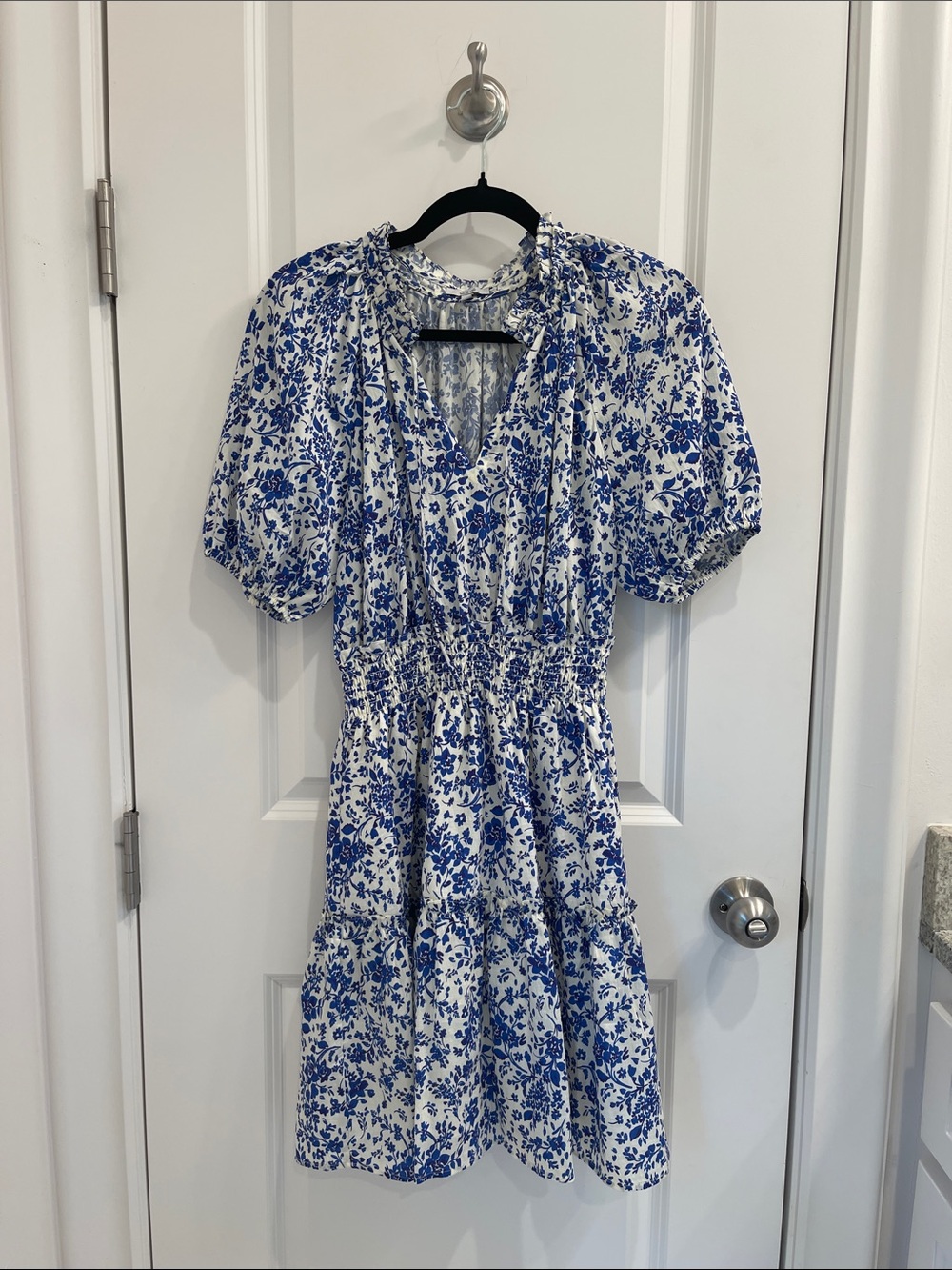 Rails Blue Floral V-Neck Smocked Waist Women's Dress